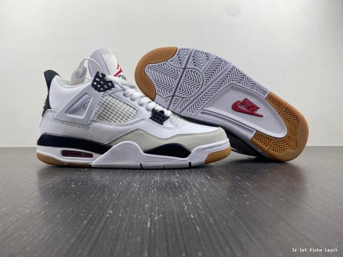 SB DR5415-100 Jordan Retro 4 0707
